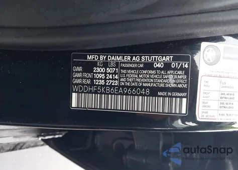 2014 Mercedes-Benz E 350 z USA, uszkodzony, nr VIN WDDHF5KB6EA966048